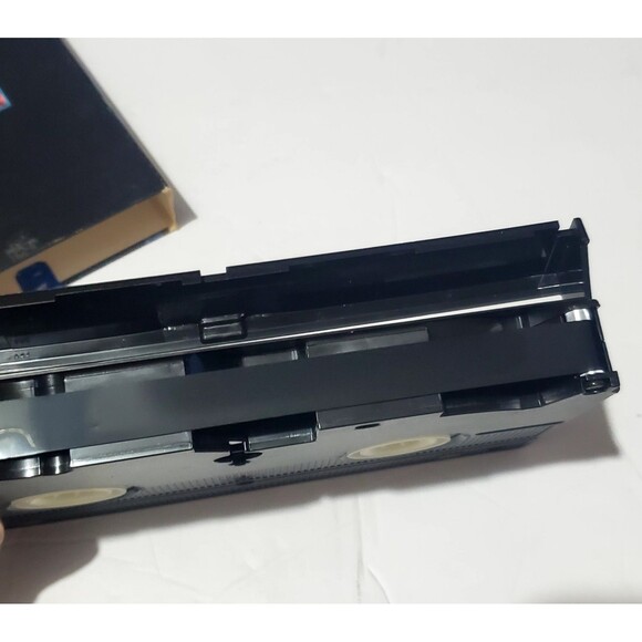 Used VHS Tapes Aliens & Aliens 3 Sigourney Weaver 20 Centry Fox - Picture 4 of 12